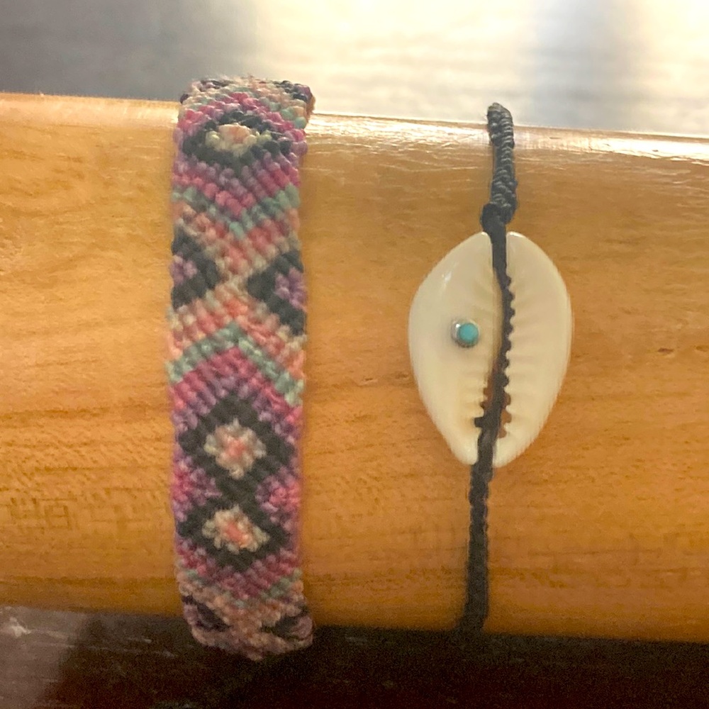 Pura Vida Bracelets. 2 piece bundle. Black pink woven. Black cord w/ shell. EUC